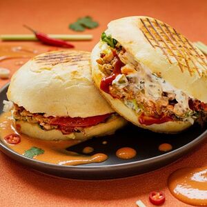 Шаурбургер Гриль Том ям