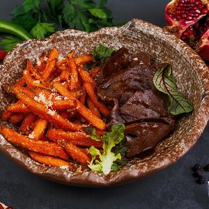 Говяжьи щёчки с бататом