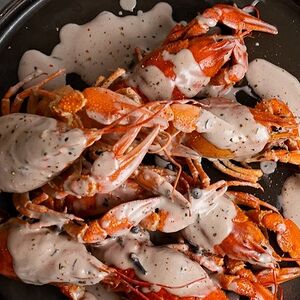 Раки в белом соусе средние 