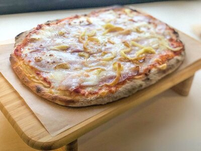 Пинса Сливочная с ветчиной