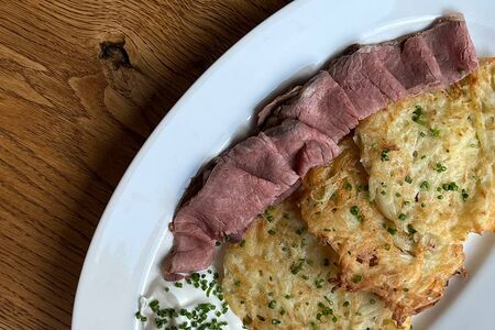 Драники ростбифом 