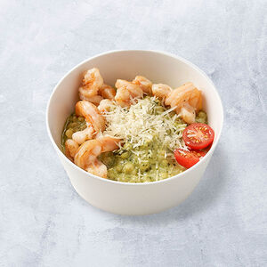 Птитим с креветками и песто