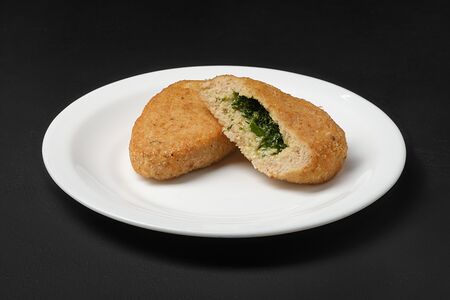 Зразы рыбные с зеленью и сливочным маслом