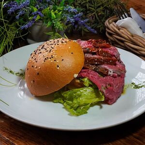 Завтрак Парми с ростбифом