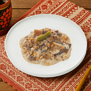 Строганов с белыми грибами и пюре, 350 г