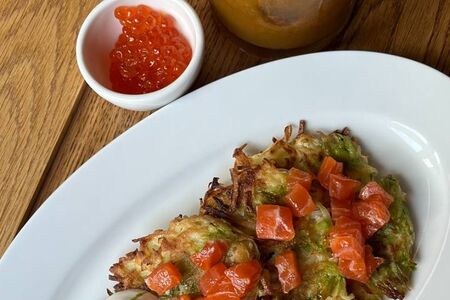 Драники с красной икрой 