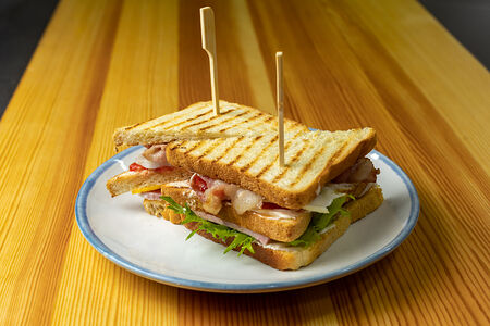 Футбол Клаб Сэндвич