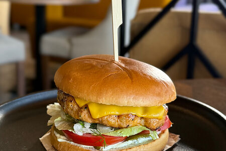 Я - Фирменный бургер говяжий