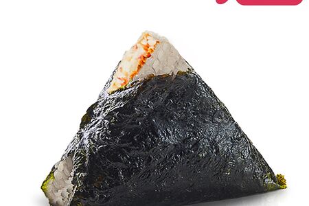 Онигири с крабом 