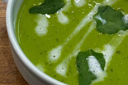 Крем-суп из зеленого горошка 