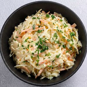 Салат «Двойной Коул-слоу»