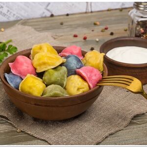 Детские пельмени разноцветные пуговки 