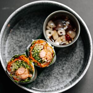 Спринг Ролл с лососем