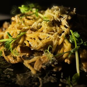 Сливочная паста с курицей и грибами
