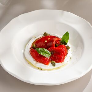 Маринованные перцы с кремом из феты 