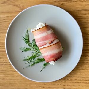 Куриное филе в беконе с сыром
