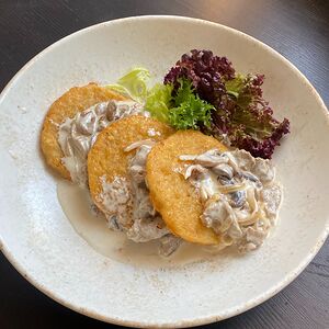 Драники с курицей и грибами