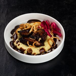 Запечённые рёбра с трюфельным пюре