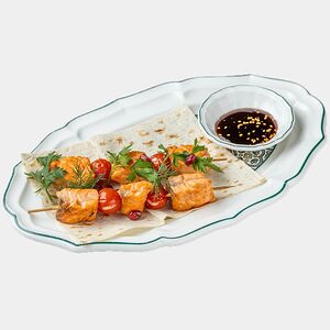 Шашлык из лосося с соусом унаги