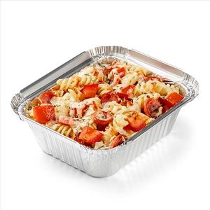 Паста с томатом и колбасками