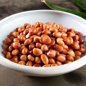 Жареный арахис с уксусной заправкой