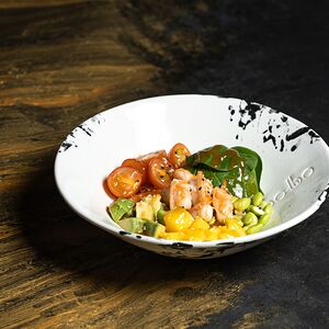 Салат с креветкой и маракуйей 