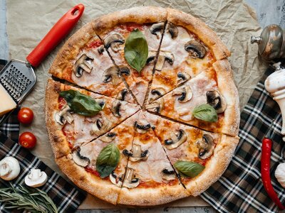 Пицца Ветчина и грибы