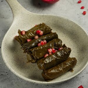 Տոլմա կարմիր ոսպով և բլղուրով