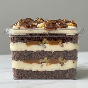 Трайфл Сникерс