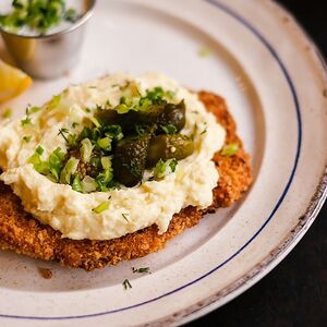 Куриный Шнитцель с картофельным пюре 