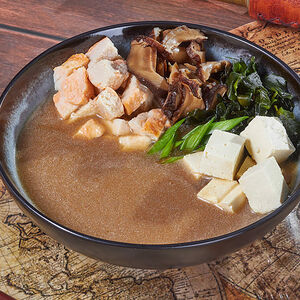 Суп Мисо японский сливочный с курицей