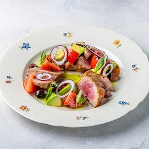 Тунец на мангале