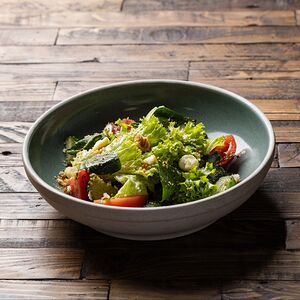 Овощной с песто из кинзы, чеченской брынзой и карамелизированными орехами 