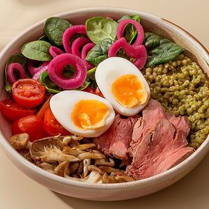 Зеленая гречка с ростбифом