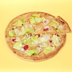 Пицца с креветками