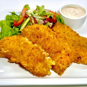 Лосось в сухарях