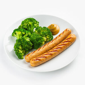 Куриные колбаски с гарниром