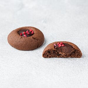 Печенье шоколад и вишня