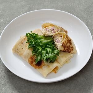 Блины с ветчиной и сыром