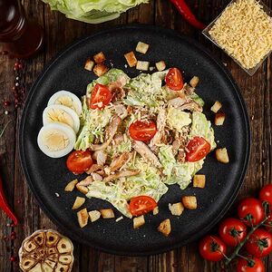 Цезарь с курицей