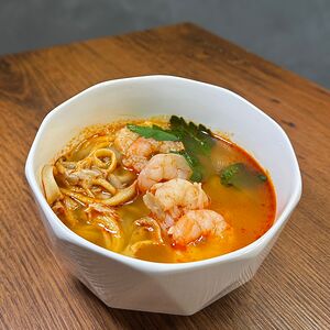 Том ям с креветкой