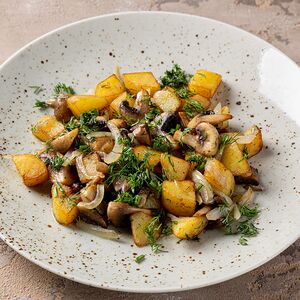 Картофель с жареными грибами