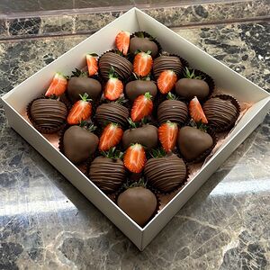 Клубника в шоколаде 2