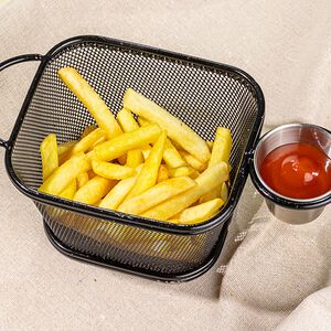 Картофель фри, кетчуп