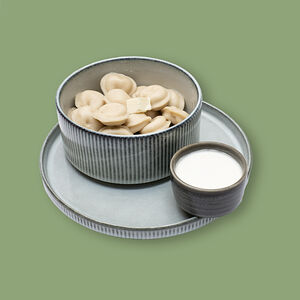 Пельмешки куриные со сметаной