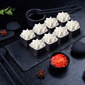 Ролл Кремовый с лососем