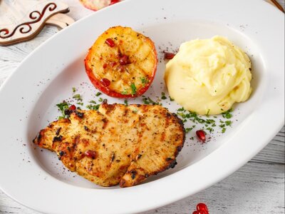 Ташмиджаби со сванским стейком из индейки