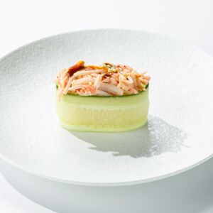 Суши в огурце с крабом 1 шт