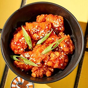 Попкорн из курицы в соусе на выбор