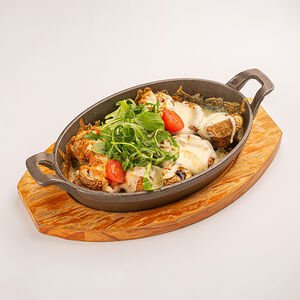 Шампиньоны с чесноком и сыром